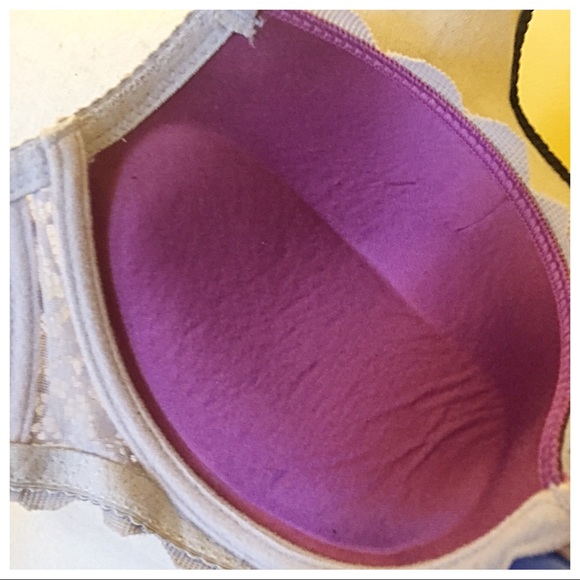 Lace Bra - Picture 6 of 7